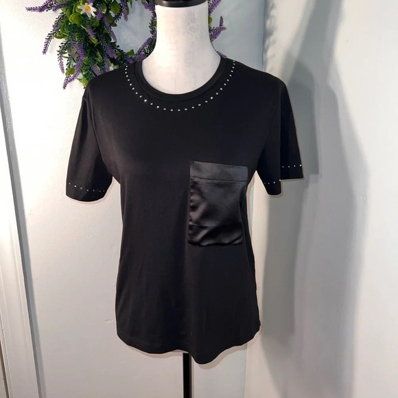Zara, M, soft black cotton T-shirt studded accents around the collar and sleeves - Picture 4 of 8
